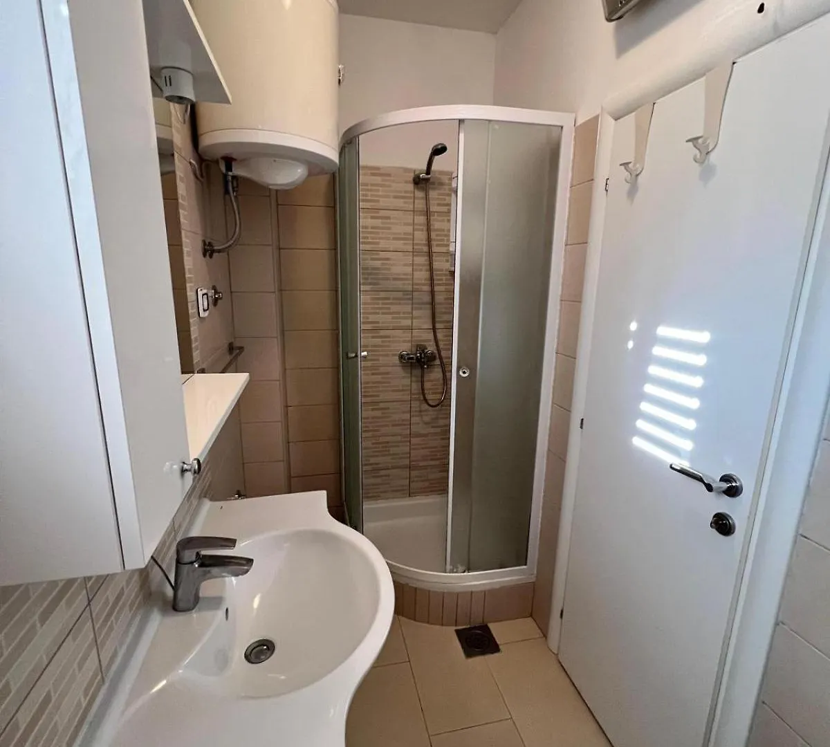 Appartamento Apartmani Frakic Veli Rat