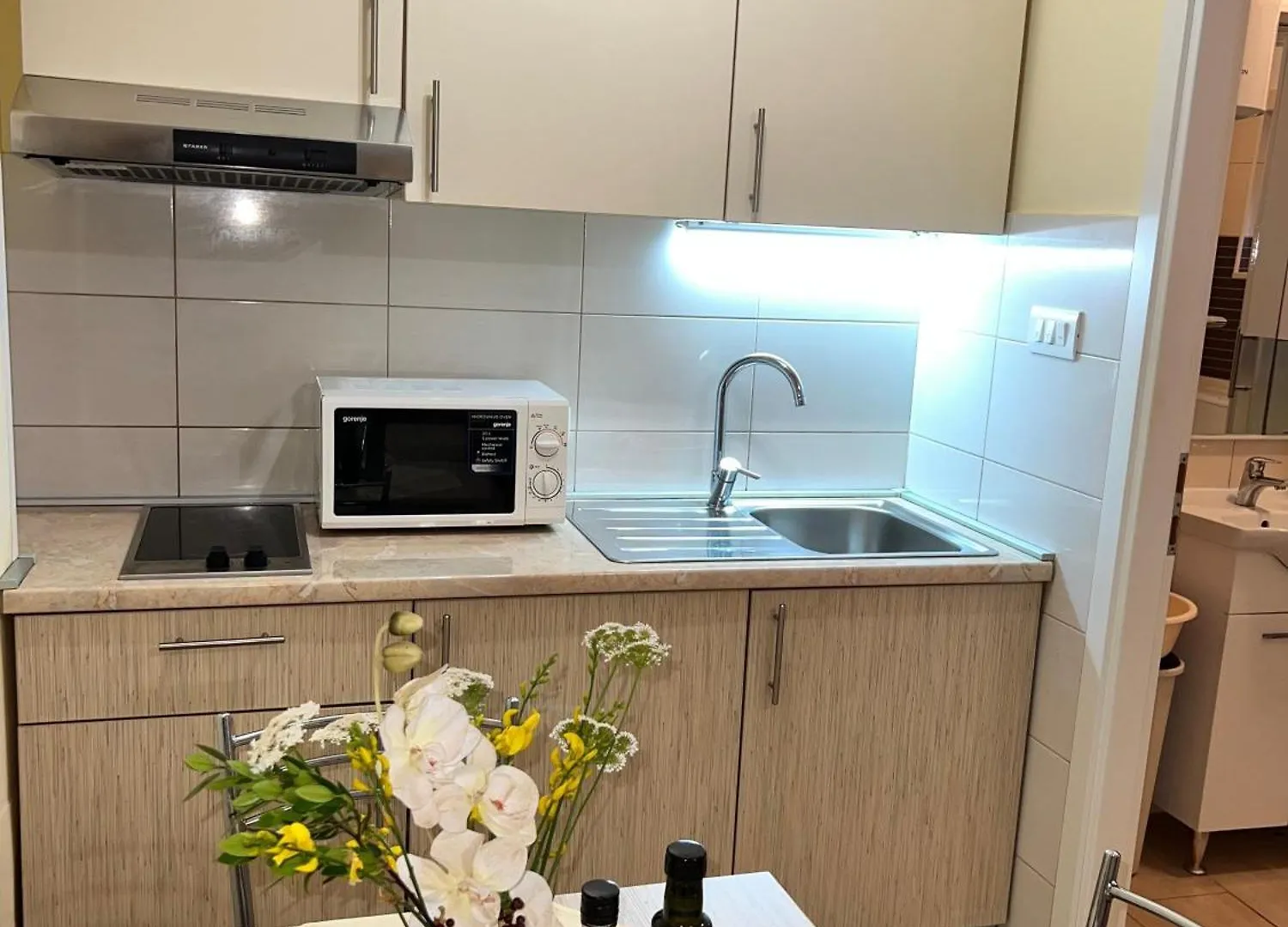 Apartmani Frakic Veli Rat 0*,  Croazia